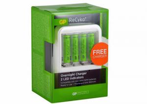Ładowarka GP PB420 + 4 x AAA 950mAh NiMH